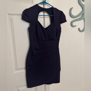 GUESS purple keyhole back fitted cocktail dress